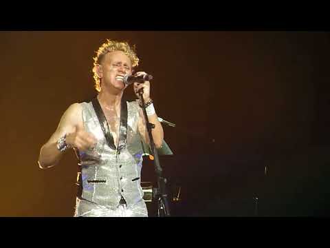 Depeche Mode Shake the Disease live 2009 - Tour of the Universe