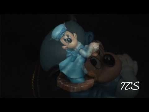 WDCC Disney ClassicsMickey Christmas Carol  Minnie Mouse Ornament Mrs Cratchit Ornament
