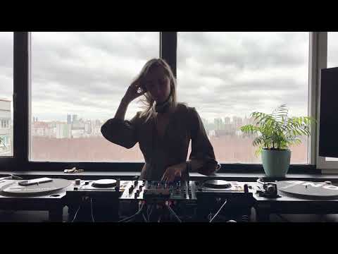 Eka Moon dj set ( Day Session )