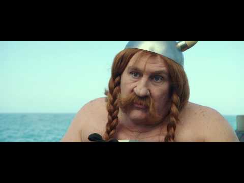ASTERIX ET OBELIX : AU SERVICE DE SA MAJESTE - extrait barque