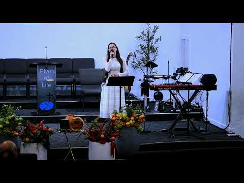 Tatiana Timis - Viata aceasta-i ca o frunza