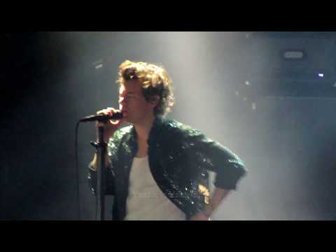 Harry Styles @ Santiago, Chile - 25 Mayo - From The Dining Table