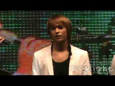 [FANCAM] 100807 Dongwoon @ Korea National Museum #2