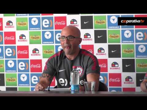 Sampaoli: "No es verdad que no quiero vivir ni trabajar en Chile"