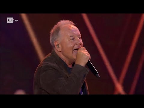 I Simple Minds con "Don't you (forget about me)" - Arena Suzuki dai 60 ai 2000 - 23/09/2023