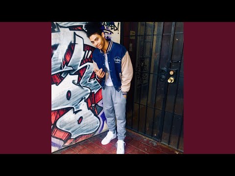 Spaceship (feat. Bobbi)