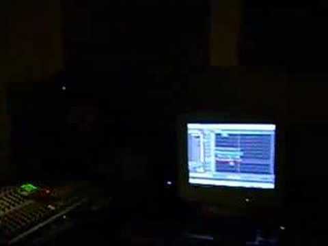 Liuth studio clip