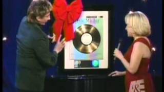 Barry Manilow &amp; Bette Midler: White Christmas