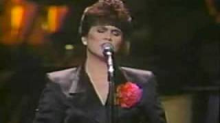 Linda Ronstadt - The Moon&#39;s A Harsh Mistress