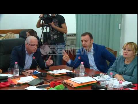 Ora News - Ndërpritet Komisioni Hetimor për CEZ, shkak debatet