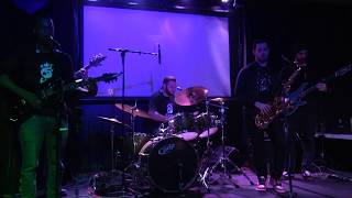 The Band Performs "Valerie"