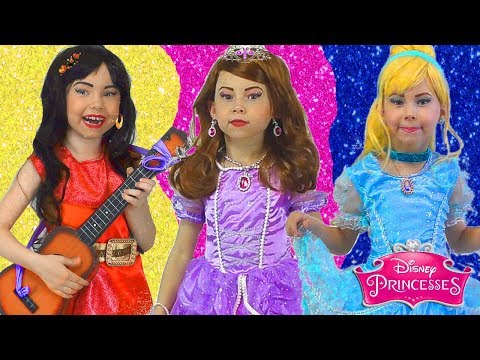 Disney Princess Dresses & Kids Makeup Sofia the First, Cinderella, Elena & Pretend Play with Dolls