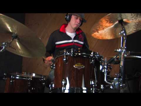 Talking about his Starclassic Bubinga drum kit and STARPHONIC snare drum.   Adam Deitch