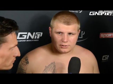 Oleg Jemeljanov im Interview nach schnellem K.o.-Sieg bei Superior FC 14