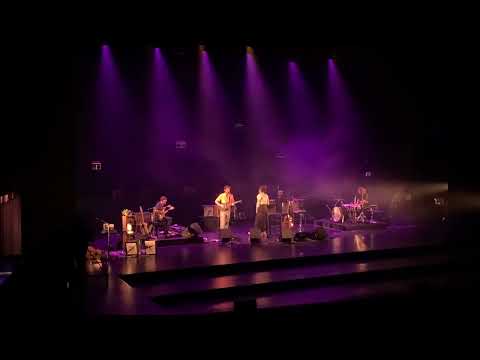 A Garota Não & Luca Argel (e com Sérgio Godinho)| medley de canções influentes  | CCB | 02.12.2023