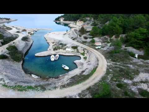 Tičja Luka-Povlja