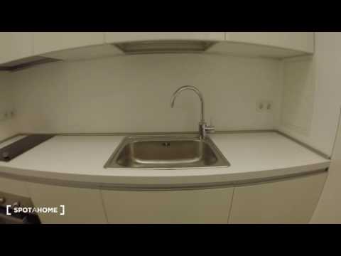 Modern studio apartment with balcony for rent in Friedrichshain - Spotahome (ref 122439)