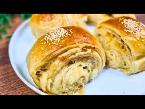 Fluffy Cheese-Stuffed Buns With a Buttered Fold Technique — Ready in Under 2 Hours