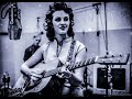 Wanda Jackson - I Fall to Pieces