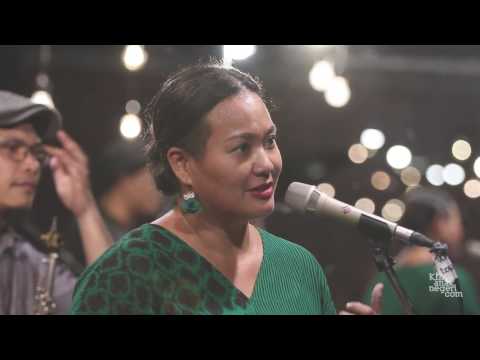 Musik Teras Atas #3 : Bonita & The Hus BAND