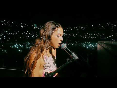 Video Thumbnail: Nina Chuba - Nicht allein (LIVE - Dortmund 2026)