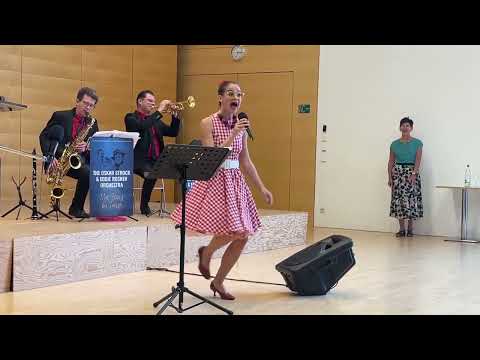 The Oskar Strock & Eddie Rosner Orchestra® directed by Dmitri Dragilew: "Reiterlied"