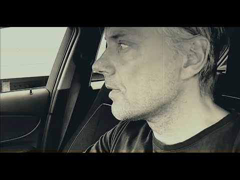 Tommi Salmelainen - Autossa odottava mies