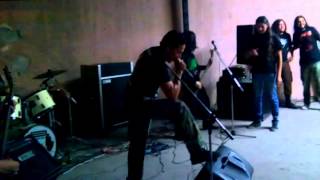 Devastation Horror Night. Enterrador (Matando güeros, cover Brujería)