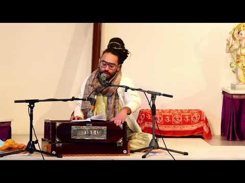 Momo Nilakantha Jii  -  Shivaya Parameshwaraya