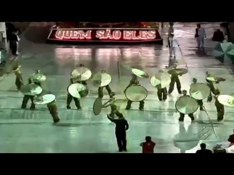 Desfile das escolas de samba de Belém carnaval 2014