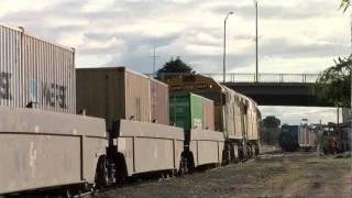 preview picture of video 'ALCO units arrive at Horsham.  Sat 27/08/11'