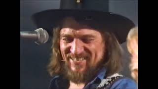 Waylon Jennings &amp; Cheryl Ladd perform Mama&#39;s Don&#39;t Let Your Babies Grow Up To Be Cowboys