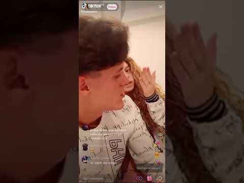 Agnesa e ofendon keq dardin