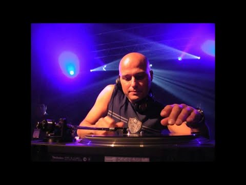 Marco V interview in Dutch language 2005 and live set at Sensation