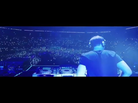 Hardwell vs. W&W & Blasterjaxx Vs Deorro & MAKJ - Rocket Spaceman Vs Left Right