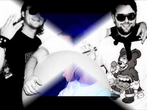 Swedish House Mafia- Save The World vs Pitbull feat. Afrojack Give Me Everything (Bingo Players R