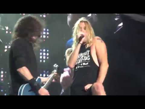 Foo Fighters - Under Pressure - Columbia, SC 10/17/17 - featuring Pierce Tracy Edge