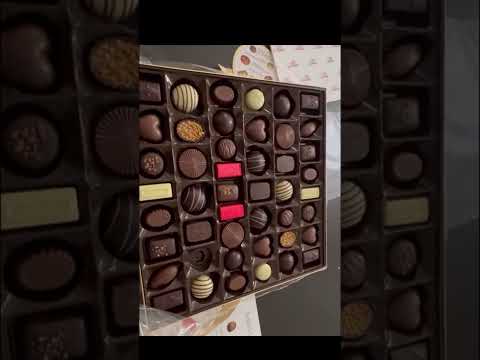 Kirkland belgian luxury chocolates #kirkland #costco #chocolate #giftideas #usa #holidaygift