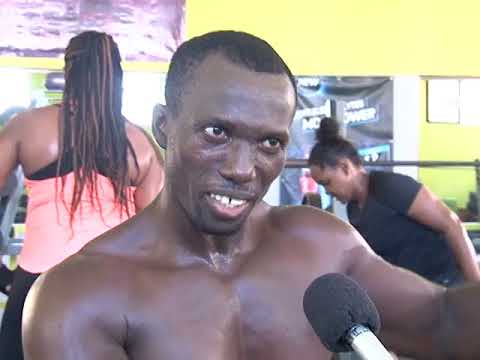 Bodybuilders Prepare for Regional Championship in Mexico