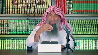 صورة هل من السنة للرجال لبس العمائم البيضاء؟