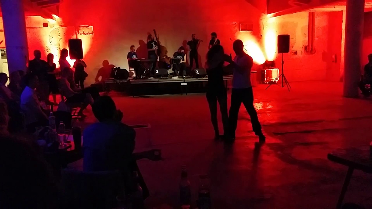 Video thumbnail for Patricie Poráková a Javier Antar na El Cachivache Quinteto