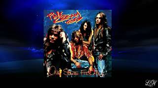 Pink Cream 69 - Talk To The Moon (Lyric Video) #pc69 #rock #lyrics
