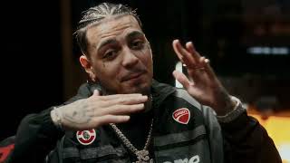 Video zu 'Mia' ansehen Video zu 'Mia' ansehen