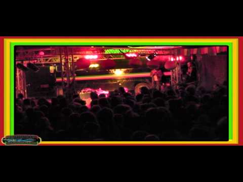 YOUNG WARRIOR (uk) - dubwise the roots foundation @ reggae bus 2013
