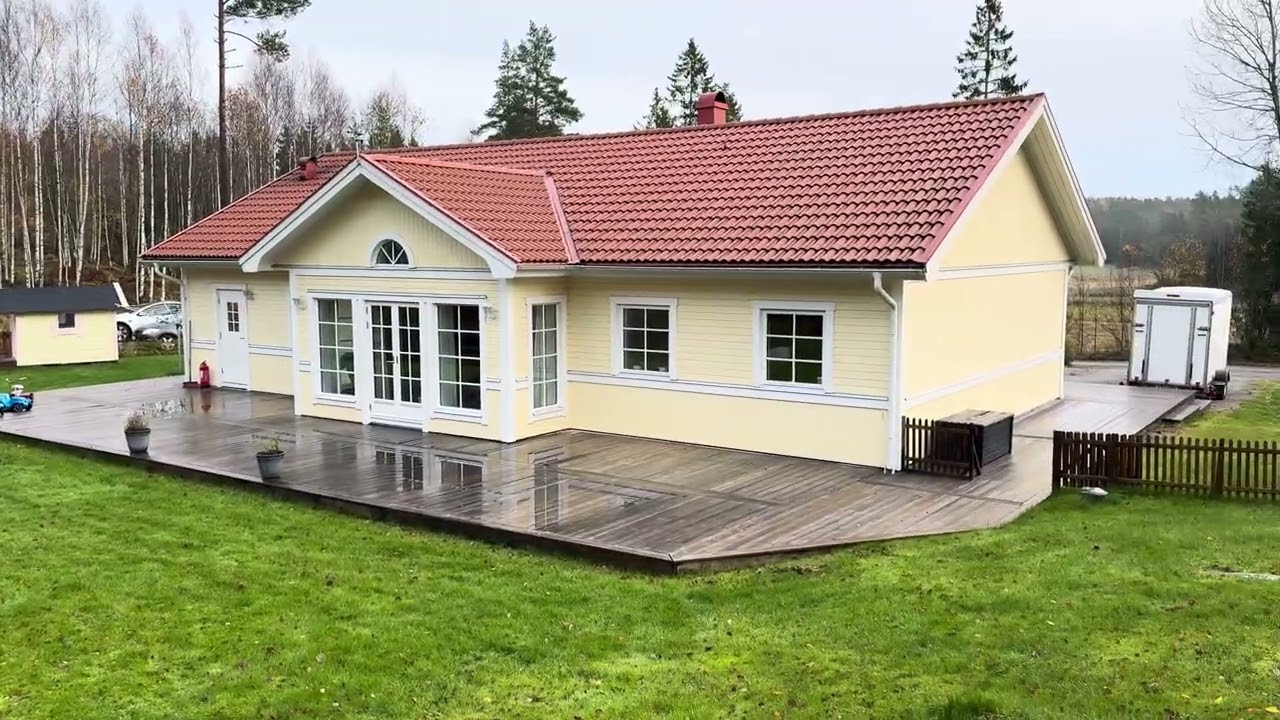 5 rum Villa på Tomta-Ekevägen 25 Utlunda Norrtälje kommun - video