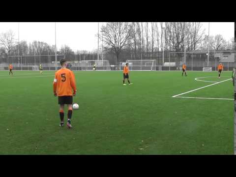 13 feb 2016 Brederodes A1 - VV De Meern A2 com 2-2 Stijn op lat