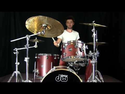 DW Performance Series Tobacco Stain Drum Kit