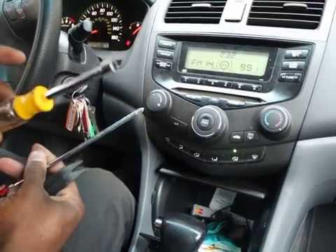 2003-07 Honda Accord Radioentfernung