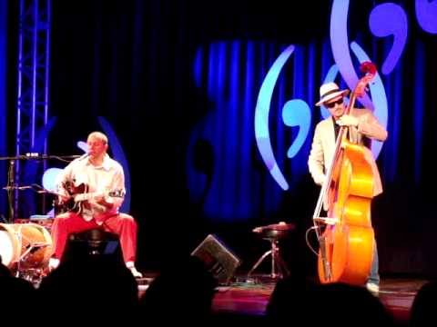 Pouca Vogal - Na paz e na pressão