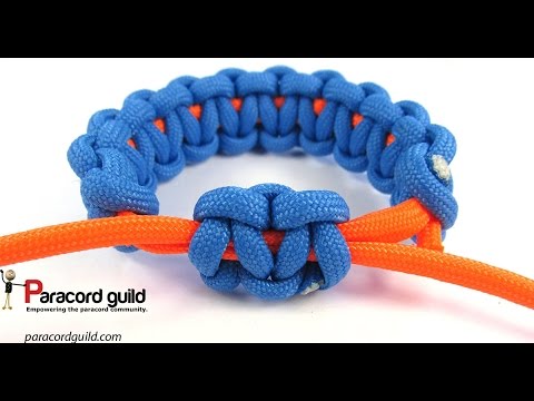 Adjustable paracord bracelet